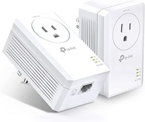 top-10-best-travel-power-adapters-reviews